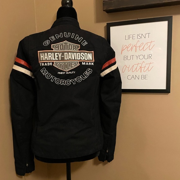 Like New, Women’s Harley Davidson, size small, black and orange riding jacket. - Picture 14 of 15